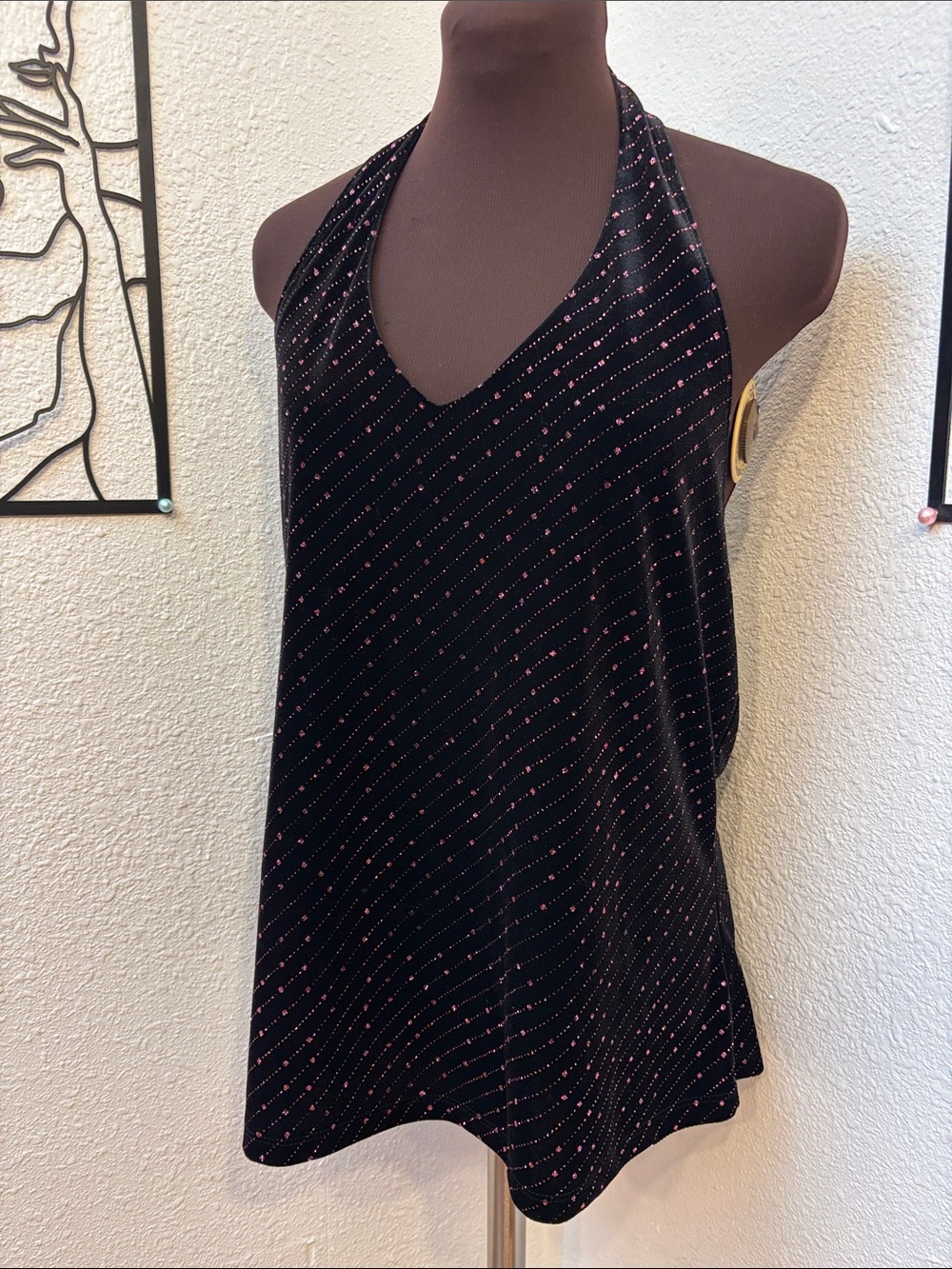 Y2K Fashion Bug Black Halter Top with Pink Sparkle Design. Size 16W